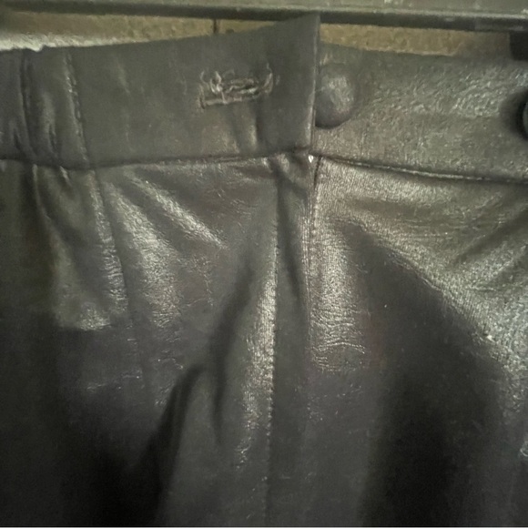 Vintage Robbie Sport Faux Leather Mid Length Pencil Skirt Measures 27x33 Slit - Picture 7 of 7